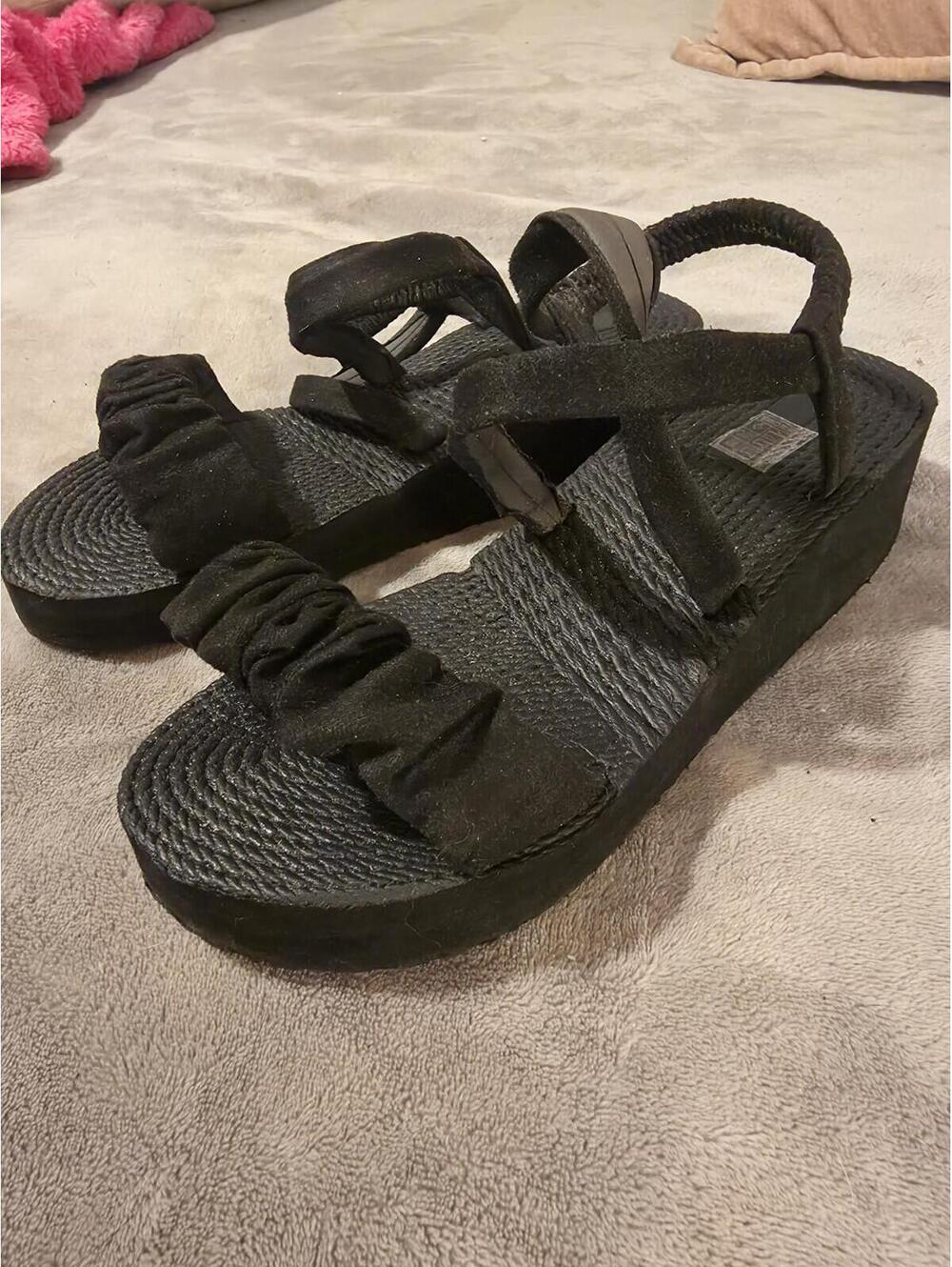 Womens Black Velvet Trekky Sandals Size 39 (fits 8-8.5)